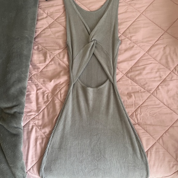 Grey Ribbed Open-Back Maxi Dress - Picture 5 of 5
